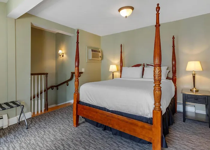 Essex Street Inn & Suites, Ascend Hotel Collection