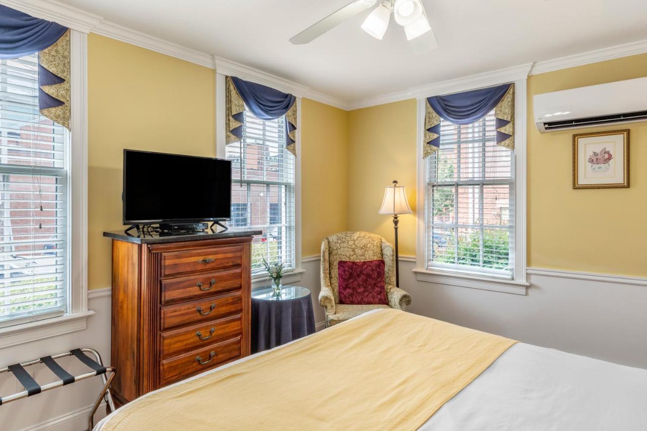 Essex Street & Suites, Ascend Collection 4*
