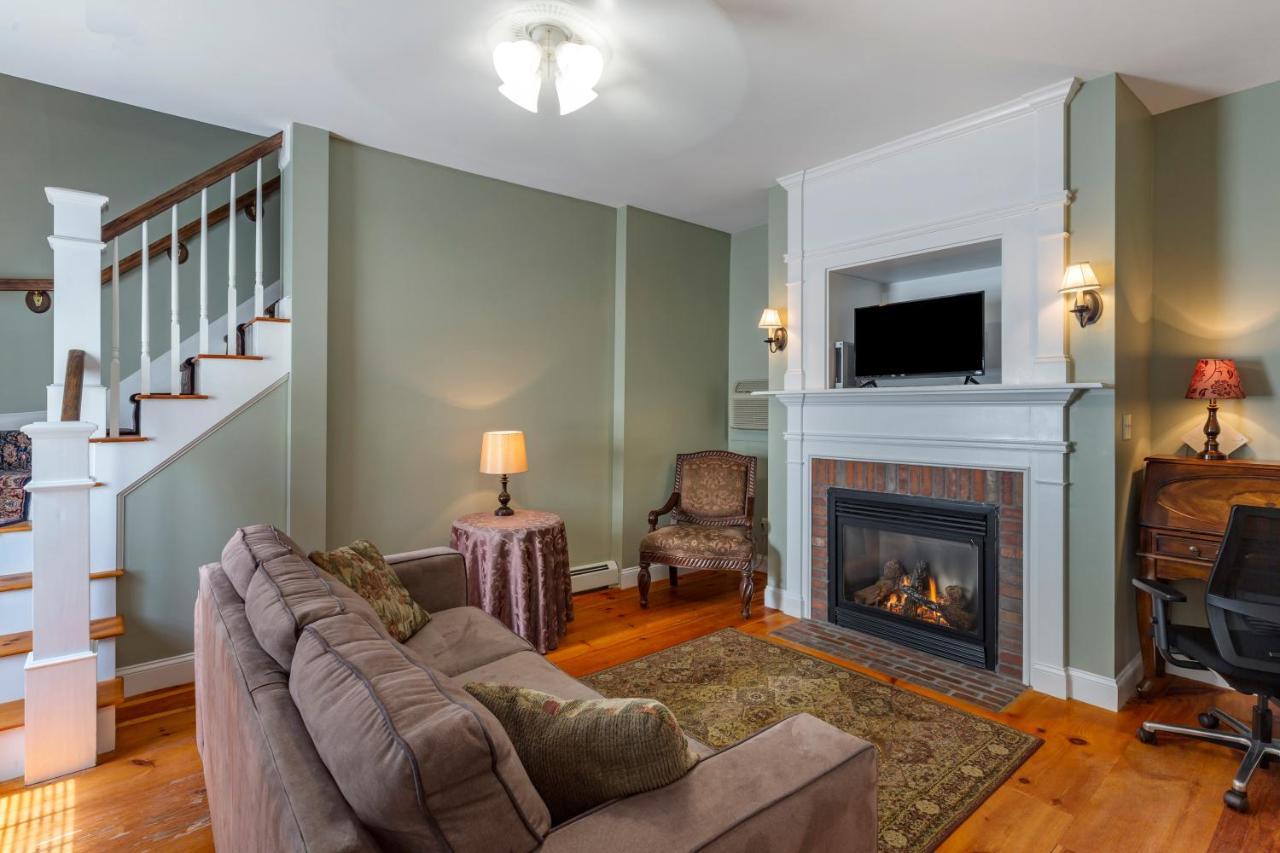 Essex Street & Suites, Ascend Collection 4*