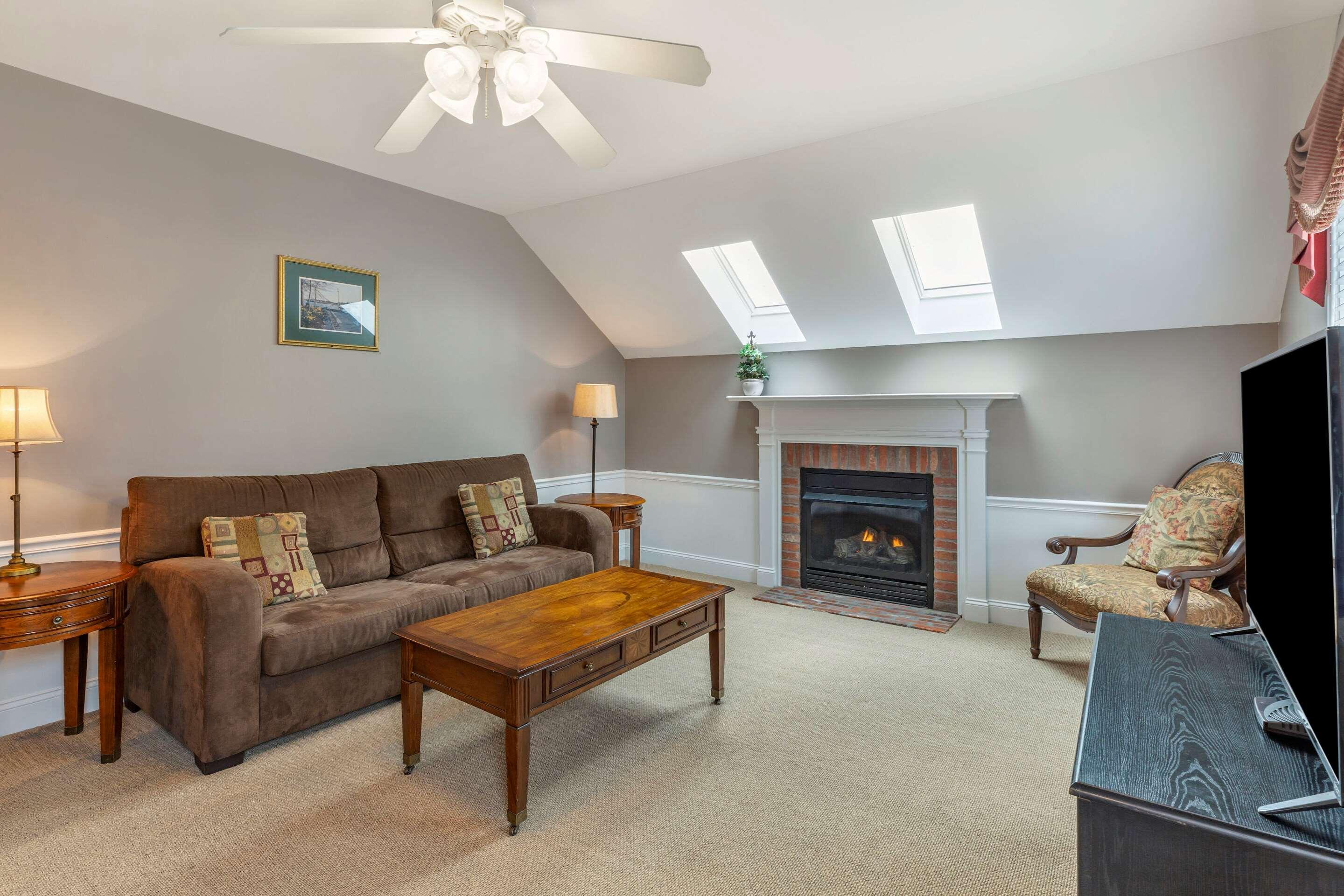 Essex Street & Suites, Ascend Collection Newburyport