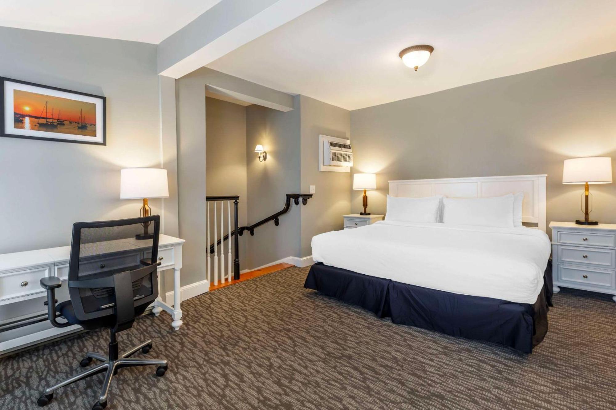 Essex Street & Suites, Ascend Collection Hotel Newburyport