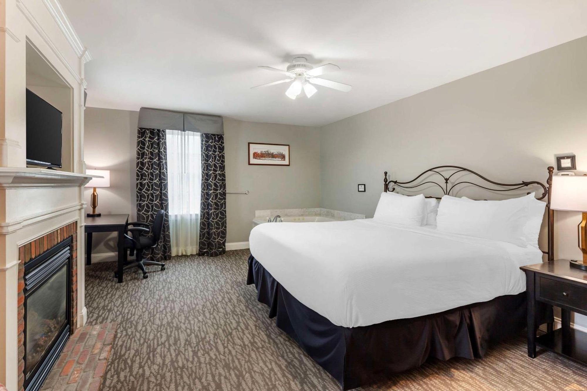 Essex Street & Suites, Ascend Collection