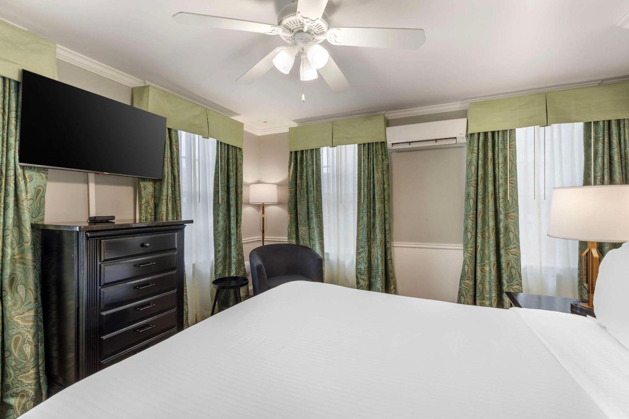 Essex Street & Suites, Ascend Collection 4* Newburyport